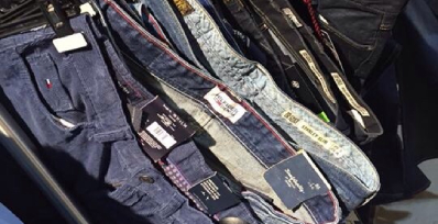 Yarit, vérification de qualité de vêtements, de chaussures et de jouets de seconde main